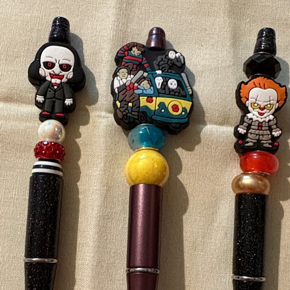 Horror-Themed Decorative Pens - Black, Yellow, Red #3 - Picture 3 of 10